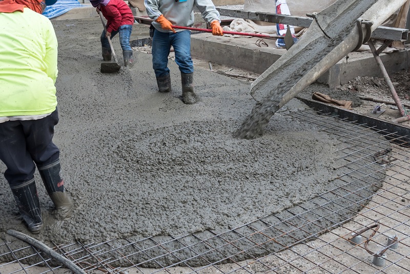 How Can You Find The Best And Qualified Concrete Constructor?